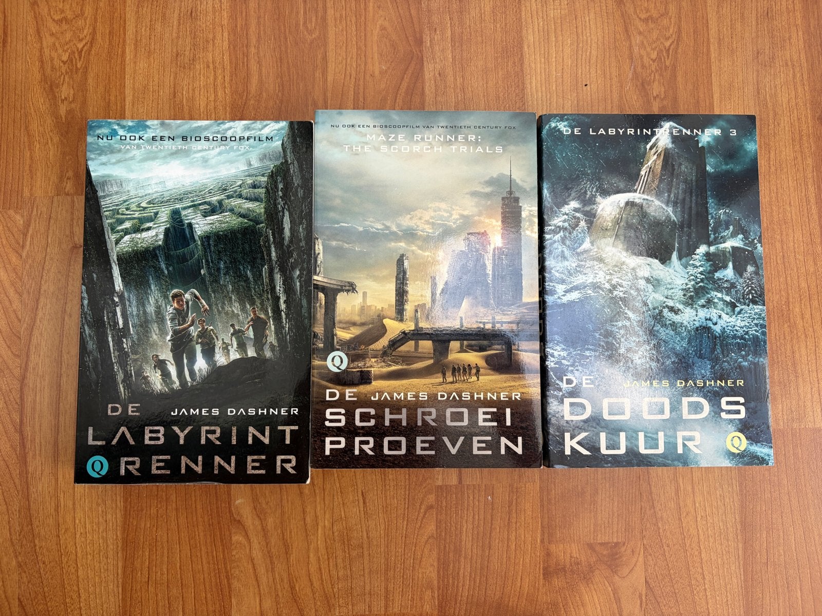 De Labyrintrenner Trilogie - James Dashner, Ophalen of Verzenden, Zo goed als nieuw, Nederland
