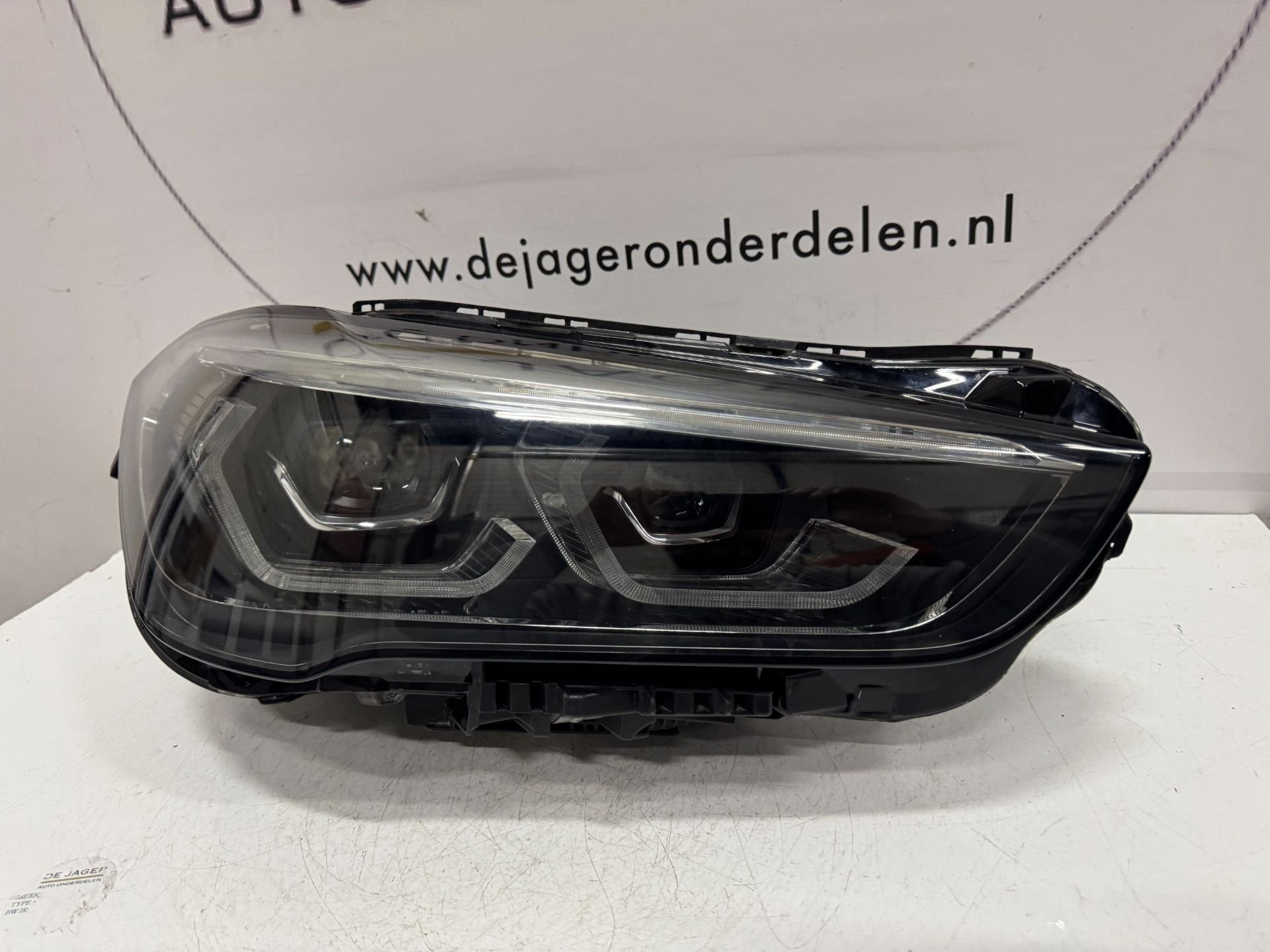 BMW X1 F48 LCI FACELIFT VOL LED KOPLAMP RECHTS 63115A01172, Petuelring 130
80788  Munich, DE, Gebruikt, Info@bmw.de, Ophalen of Verzenden