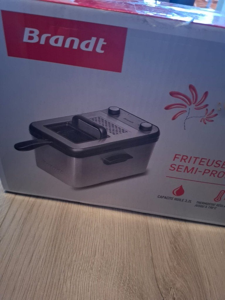 Nieuwe Brandt Semi-Professional Friteuse (3.2L), 4 liter of meer, Ophalen of Verzenden, Nieuw, Uitneembare binnenpan
