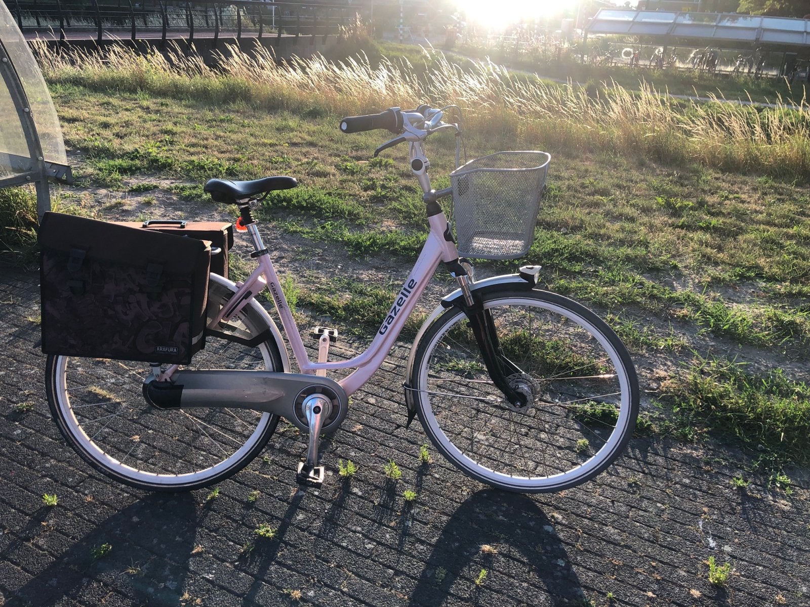 Roze Gazelle damesfiets met 7 versnellingen, Gebruikt, Velgrem, Versnellingen, Ophalen of Verzenden