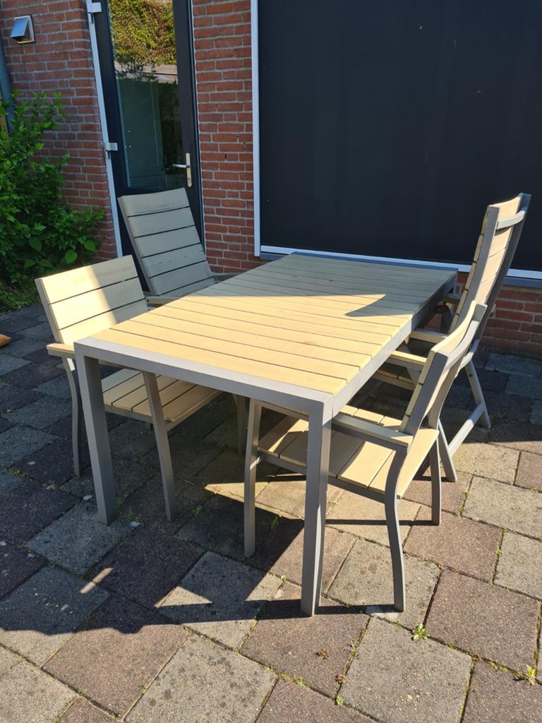 Moderne tuinset met 4 stoelen en tafel, Ophalen, 4 zitplaatsen, Gebruikt, Aluminium