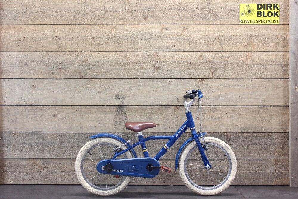 16 inch B'twin jongensfiets remnaaf blauw met 3 mnd garantie