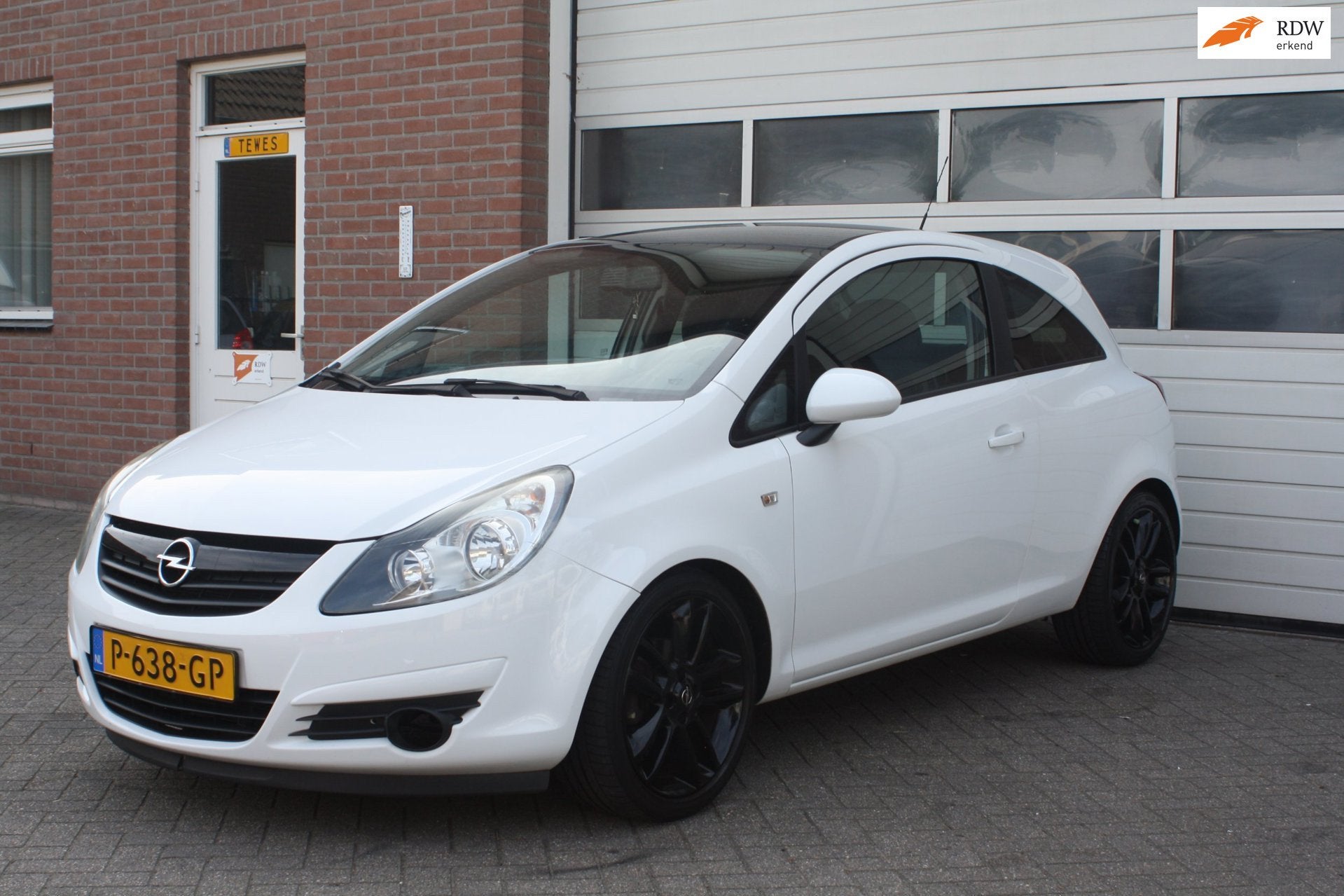 Opel Corsa 1.4-16V Licht Metalen Velgen, Trekhaak, Getint Gl, Voorwielaandrijving, Euro 5, Stof, Gebruikt
