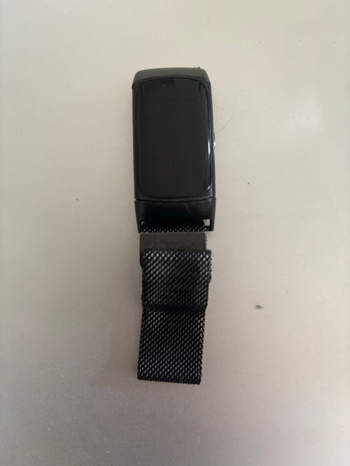 Fitbit charge 6 met diverse bandjes, Zwart, Ophalen of Verzenden, Zo goed als nieuw, Waterdicht