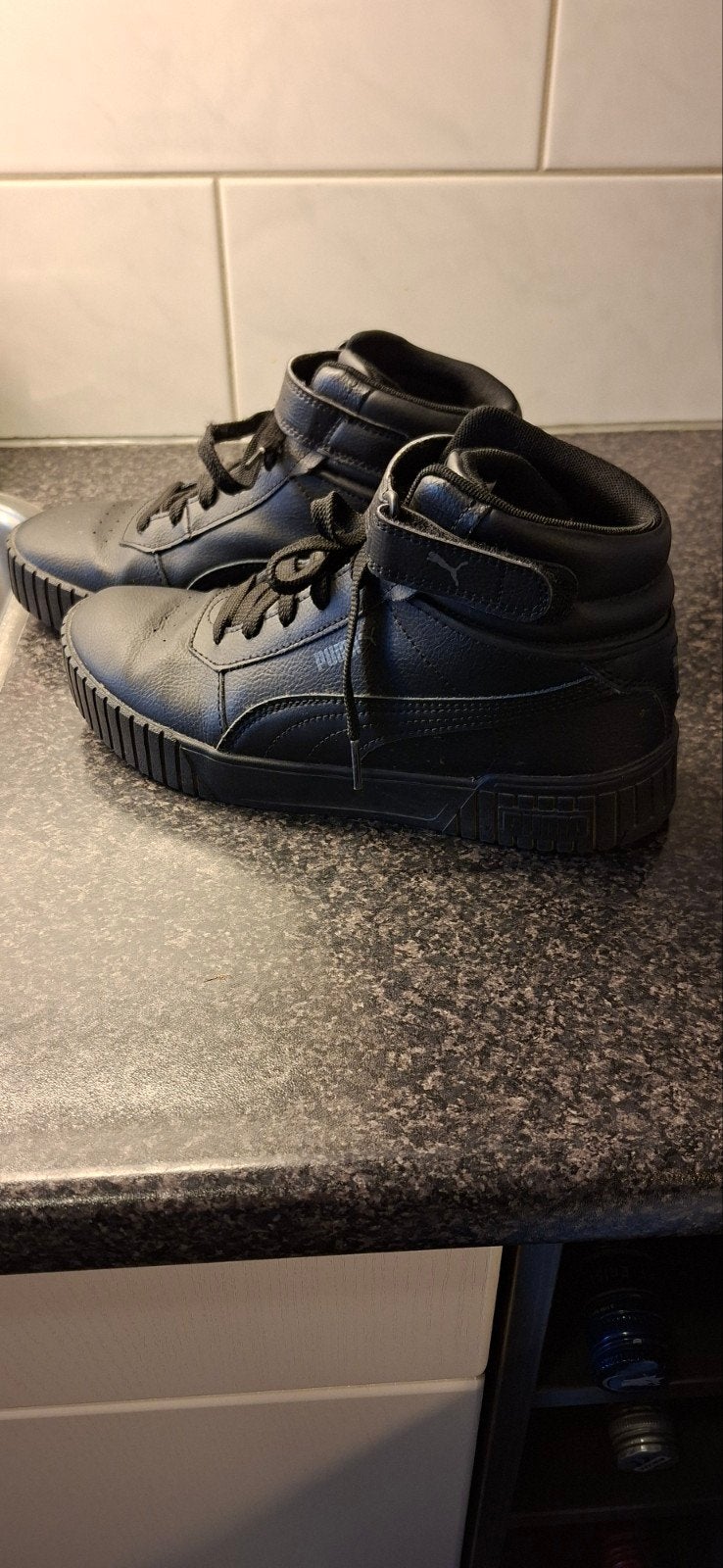 toffe Puma schoenen mt 40, Puma, Zwart, Ophalen of Verzenden, Sneakers of Gympen