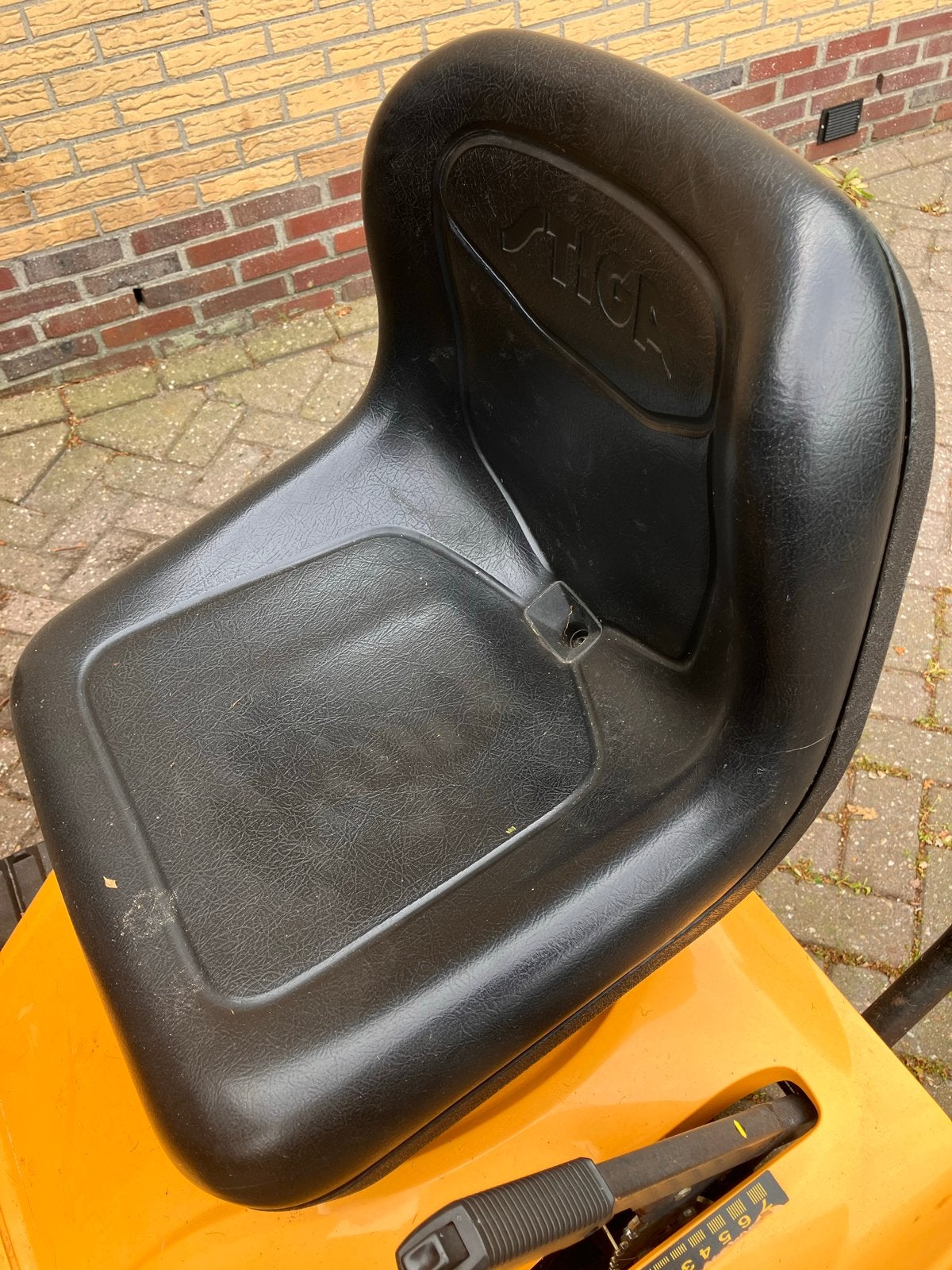 Stiga Estate Royal 16/102 Hydro zitmaaier - Opknapper, Tuin en Terras, Ophalen, Cirkelmaaier, Gebruikt, Opvangbak
