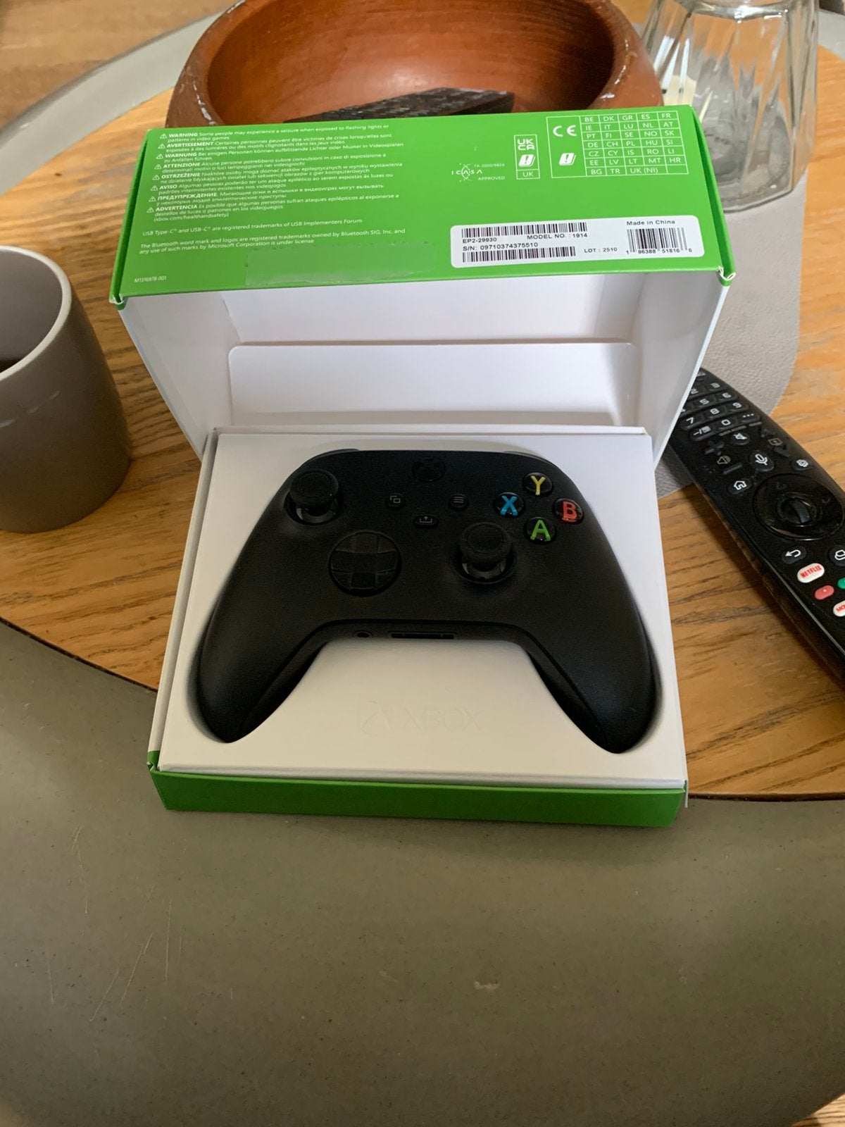 X-Box controller carbon black, Ophalen of Verzenden, Zo goed als nieuw, Controller