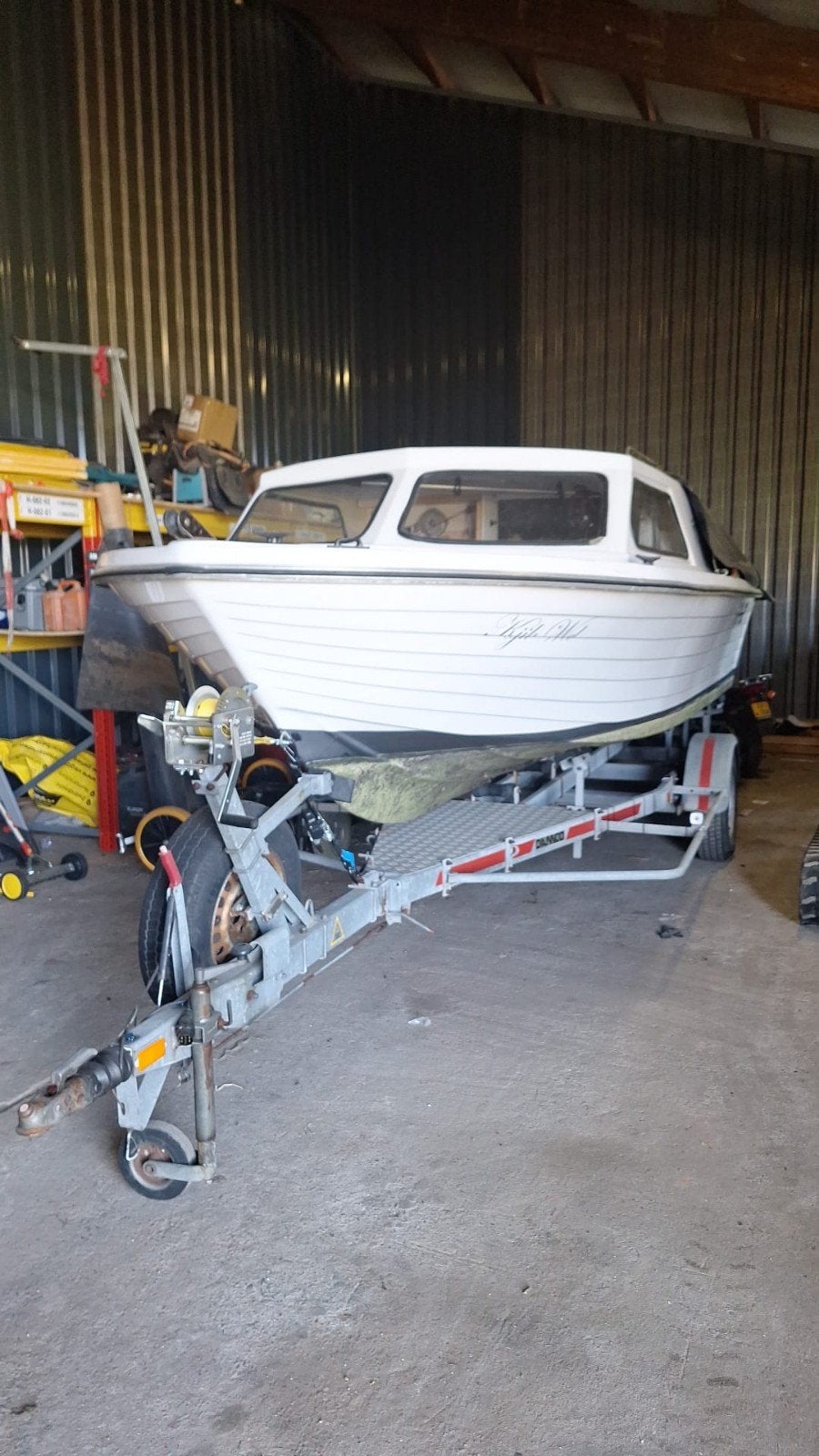 Witte Kajuitboot met Mercury 60 PK Buitenboordmotor, Watersport en Boten, Motorboten en Motorjachten, Kajuitboot, Ophalen of Verzenden