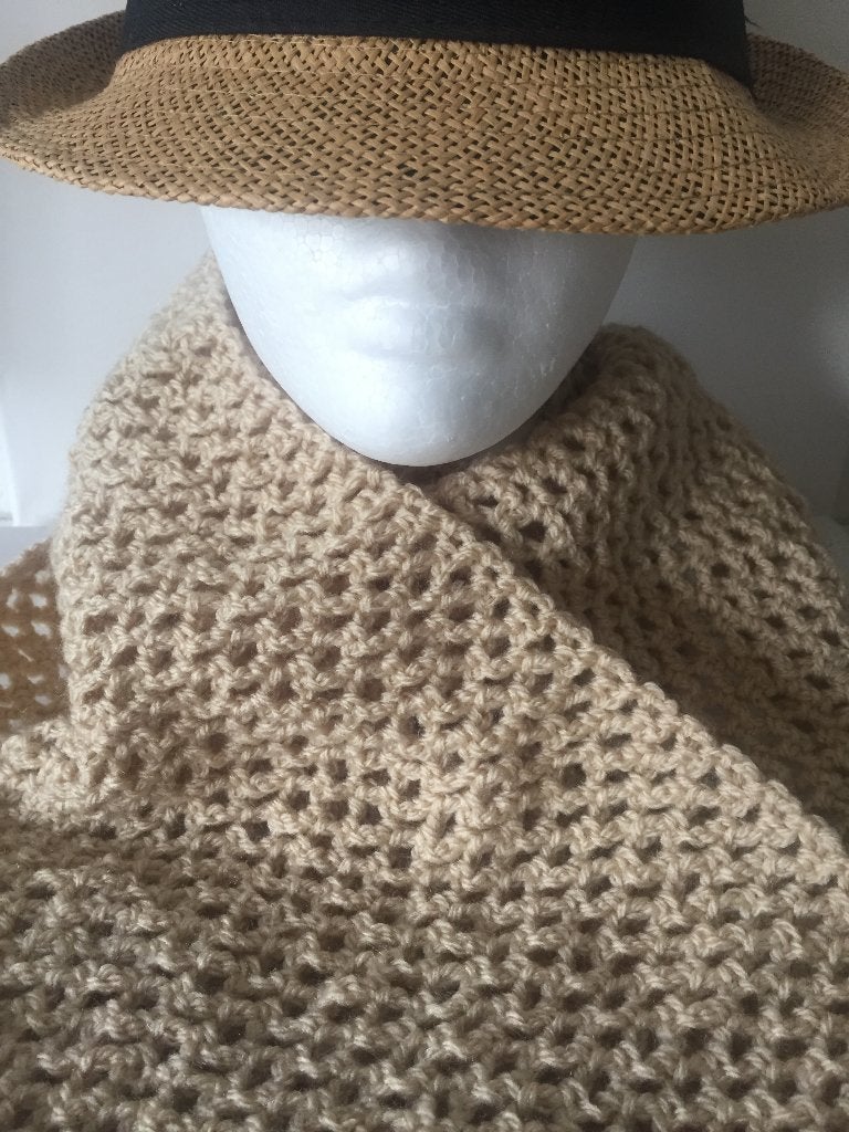 Gehaakte Creme /beige sjaal, Verzenden, Nieuw, Maat 46/48 (XL) of groter, Sjaal