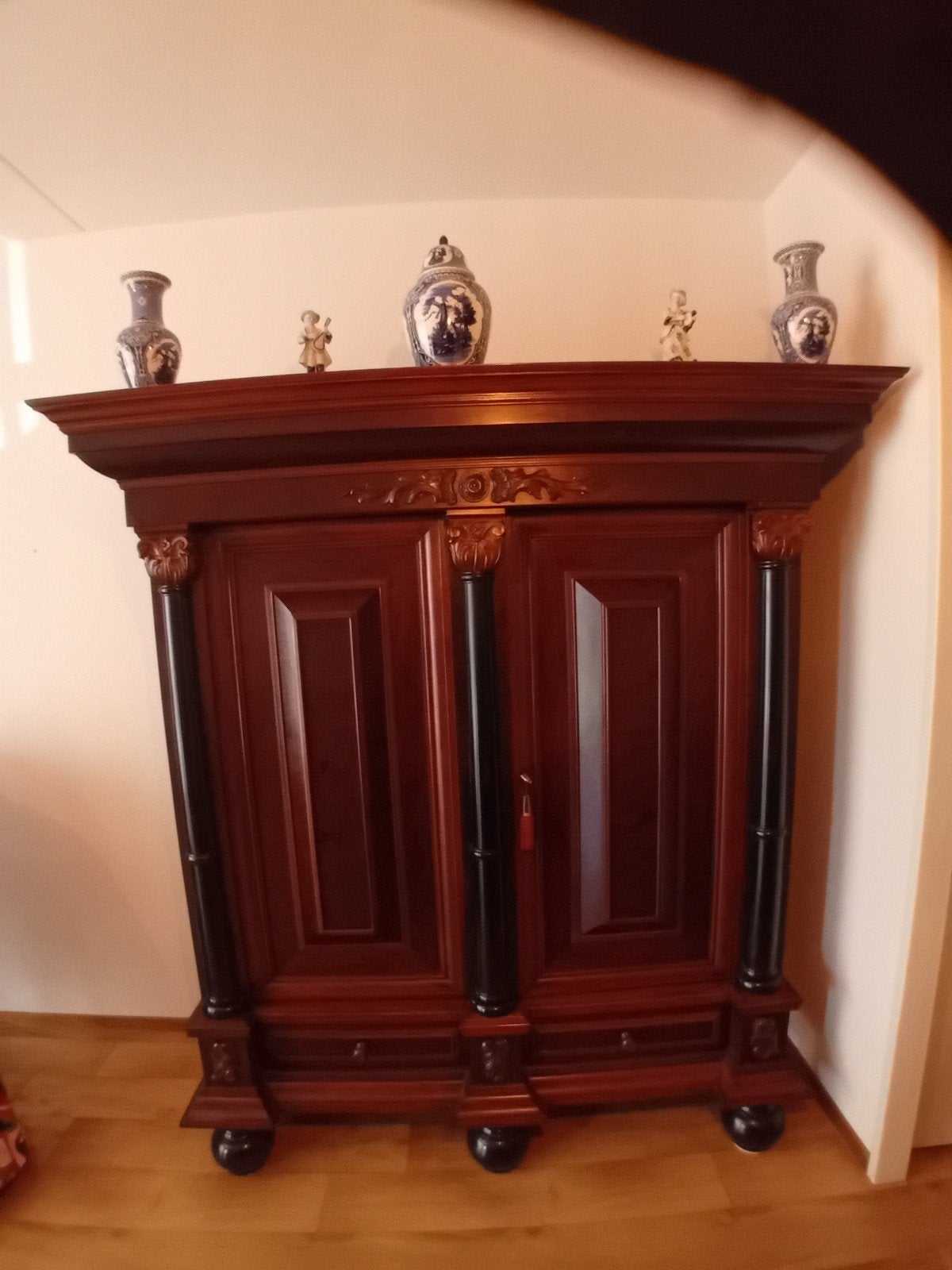 Prachtige antieke kast, Antiek en Kunst, Ophalen
