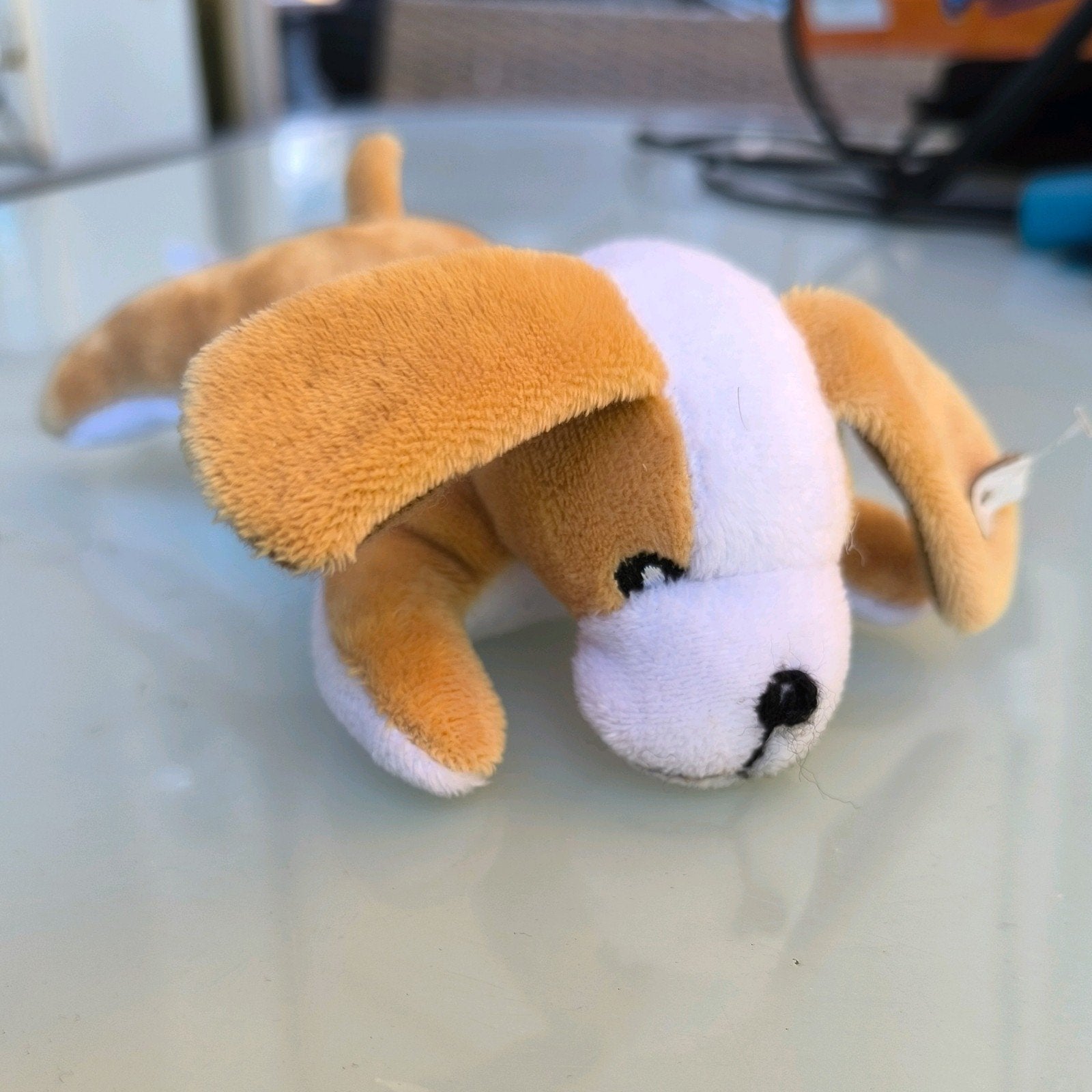 Kleine hond knuffel, Kinderen en Baby's, Speelgoed | Knuffels en Pluche, Ophalen of Verzenden, Hond