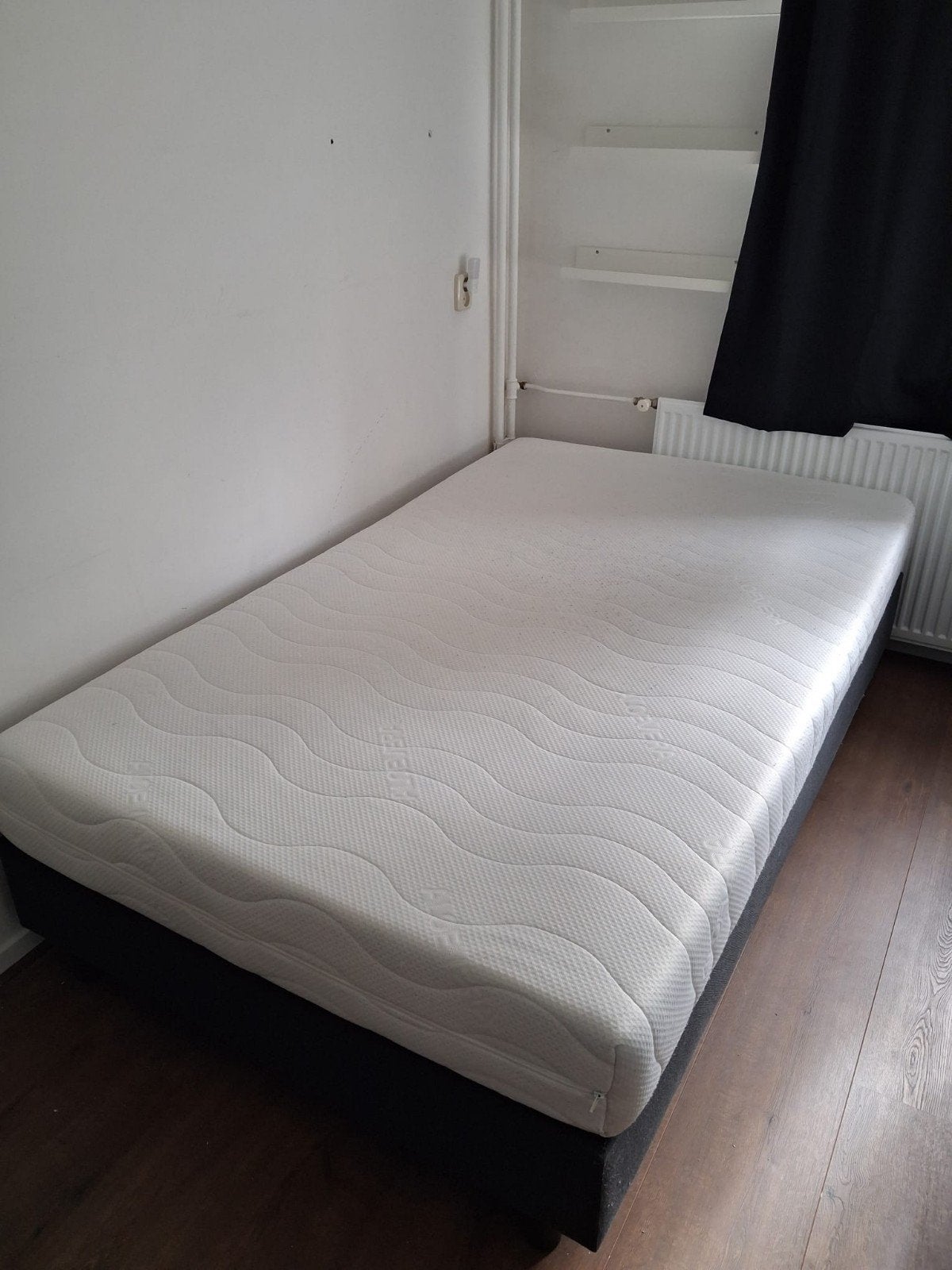 120/200 boxspring, Ophalen, Zo goed als nieuw, Twijfelaar, 120 cm