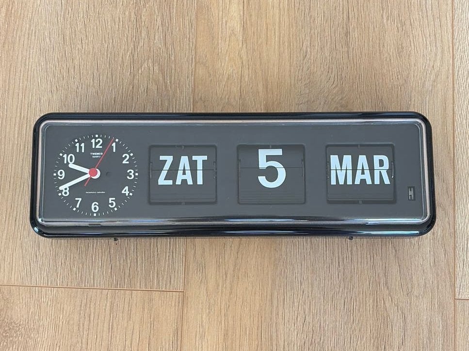 [DEFECT] Twemco BQ-38 Flip Klok met Kalenderfunctie, Ophalen of Verzenden, Niet werkend