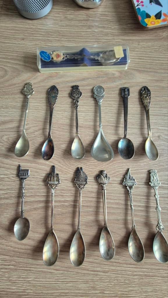 20 zilveren/ verzilverde lepeltjes 2 vorkjes, Antiek en Kunst, Antiek | Bestek, Ophalen of Verzenden