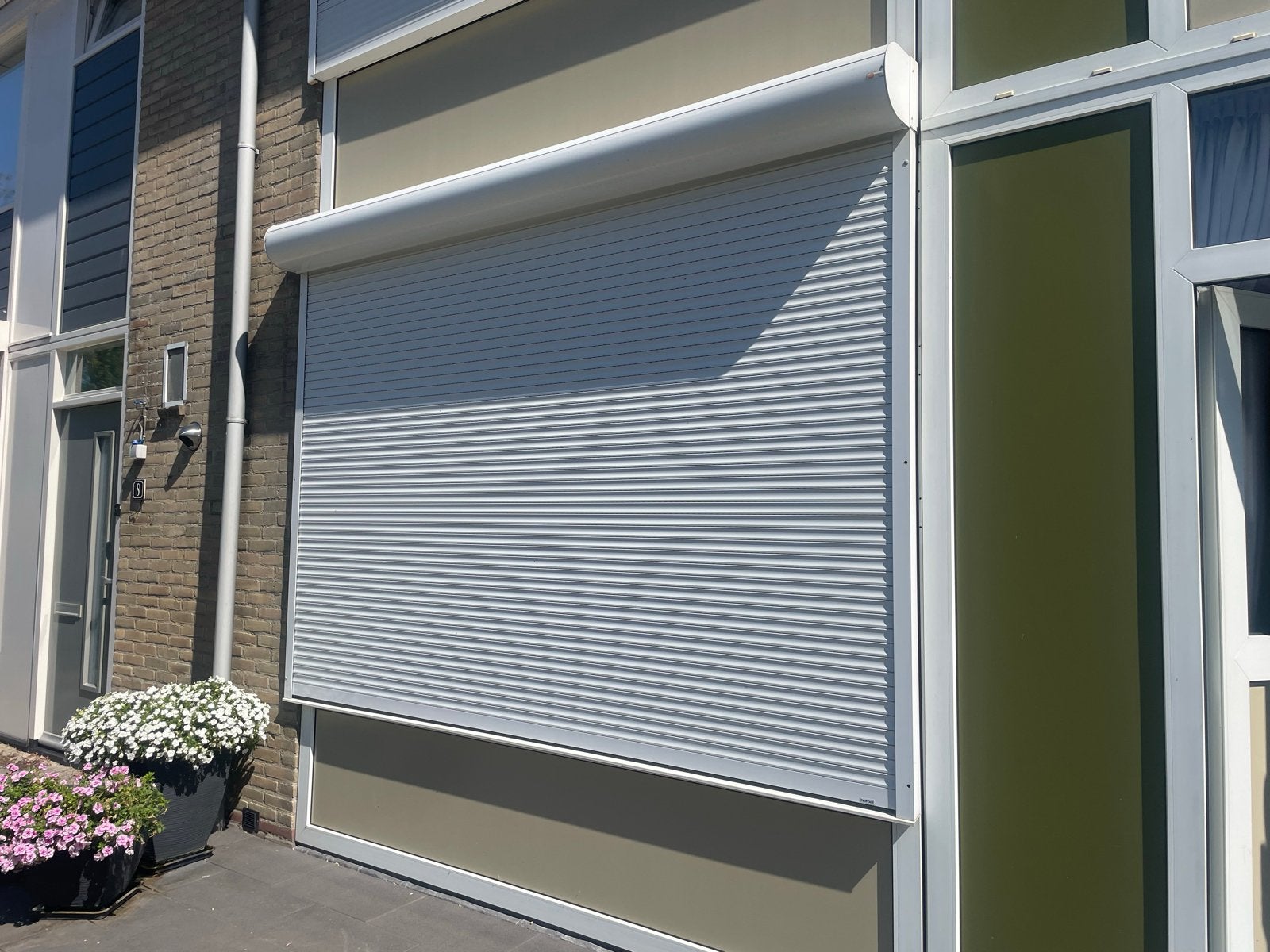 Rolluik - Wit, Elektrisch bedienbaar, Ophalen, Gebruikt, Wit, 200 cm of meer
