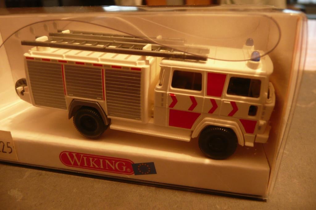 Wiking 61001 Brandweerauto Roermond Magirus LF 16 in OVP, Ophalen of Verzenden, Nieuw, Bus of Vrachtwagen, Wiking