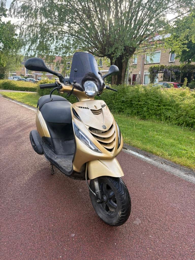 Piagio zip 4 takt iget, Ophalen, Maximaal 45 km/u, Zip, Zo goed als nieuw