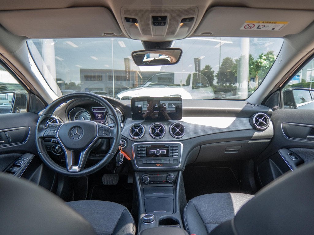 Mercedes-Benz GLA-klasse 200 Prestige | Elc trekhaak | Wide-, Auto's, Gebruikt, 715 kg, Zwart, Bedrijf