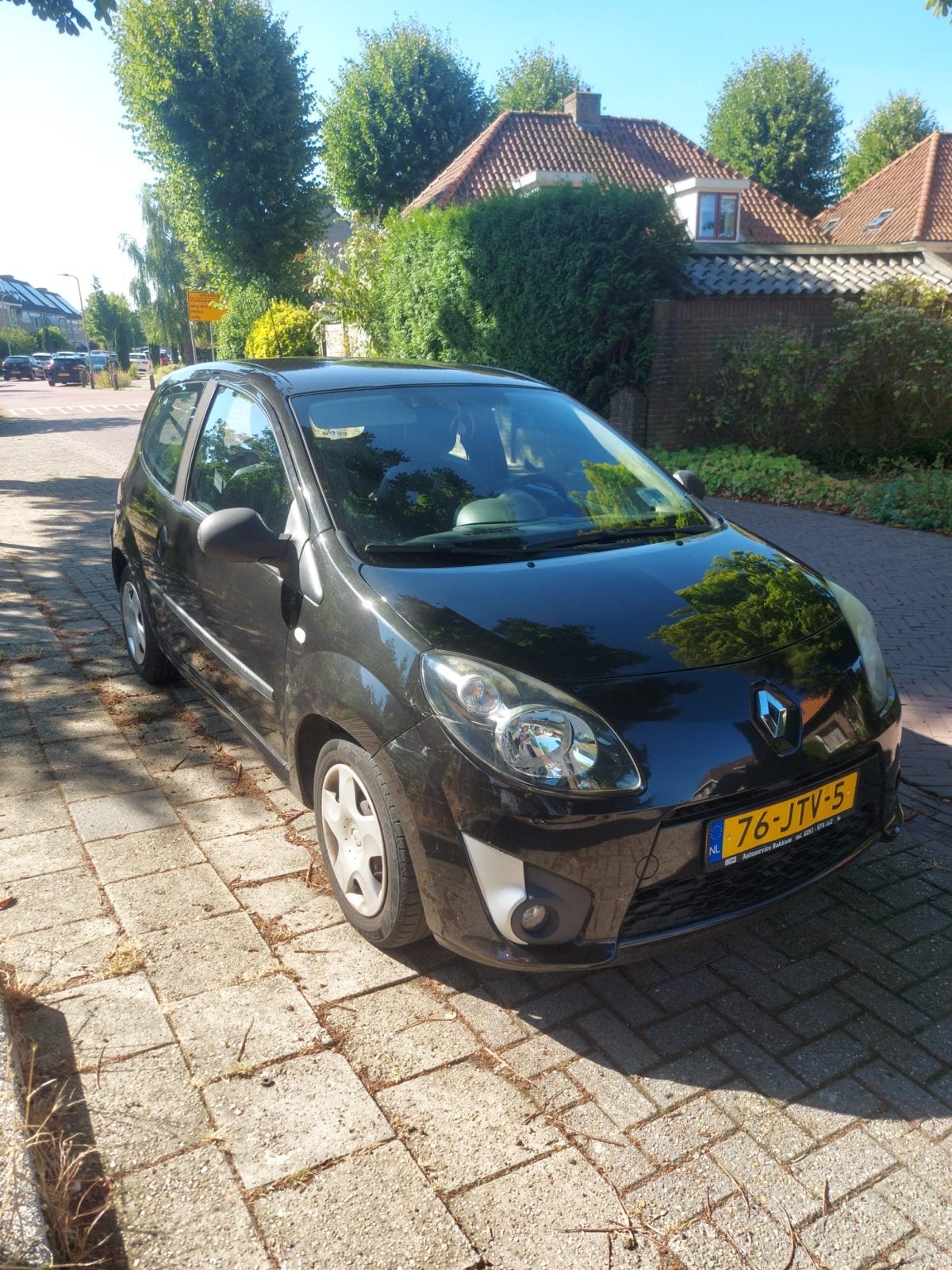 Renault Twingo 1.2 16V Quickshift – 2009 – 90.500 km – Zwart, Twingo, 31 €/maand, 4 cilinders, 4 stoelen