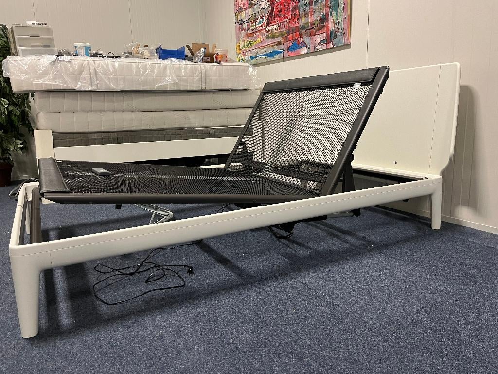 Elektrische Auping Essential (120x200cm)., Ophalen, Verstelbaar, Auping Essential, Wit