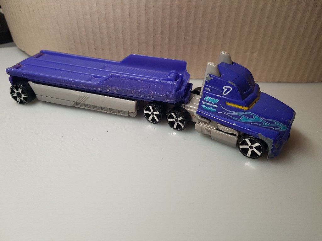 Hotwheels - Drag Car Hauler [paars] 1/65, Ophalen of Verzenden, Gebruikt, Auto