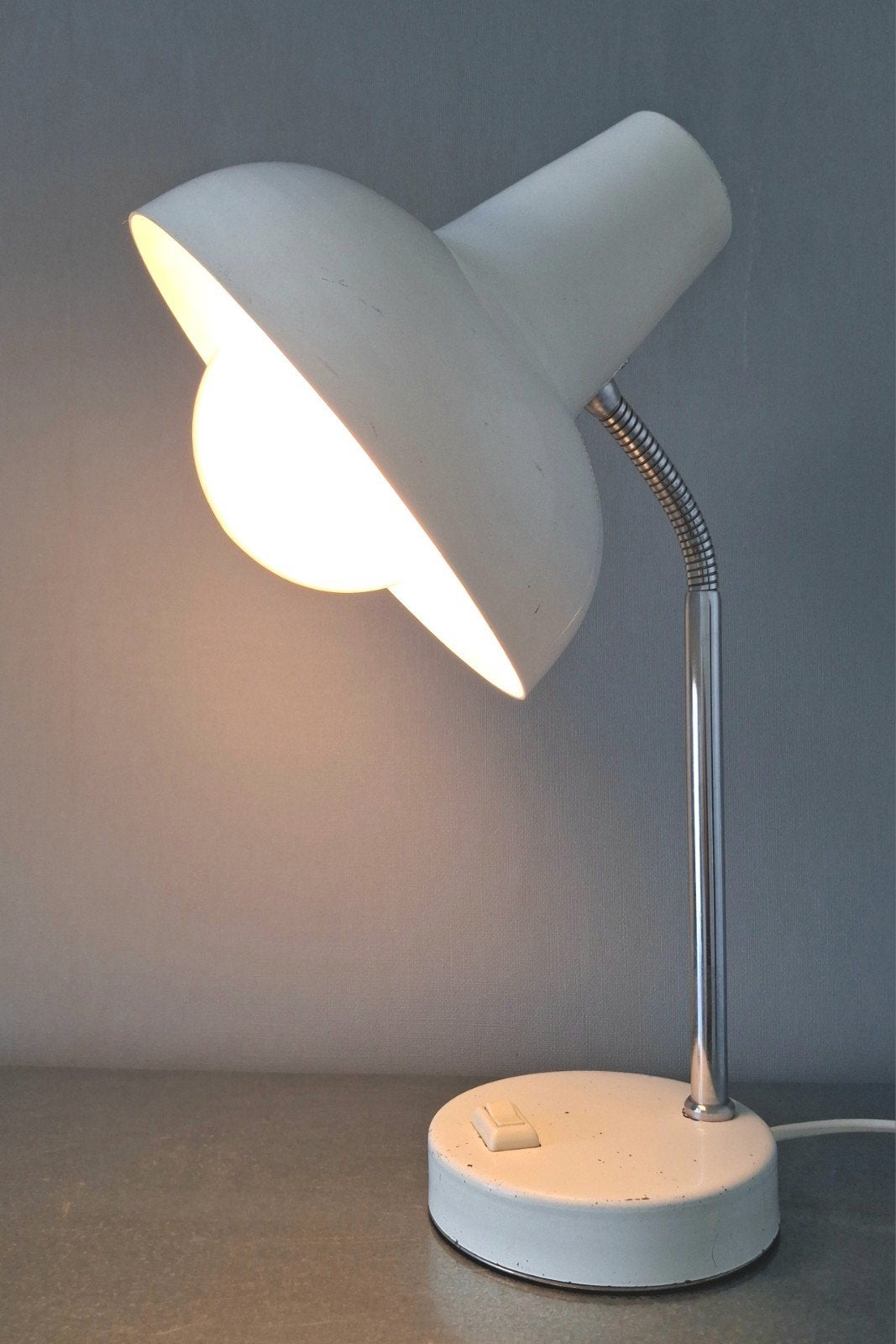 vintage, jaren 60 / 70 tafellamp / bureaulamp, wit, Bureaulamp, Gebruikt, Vintage, Wit