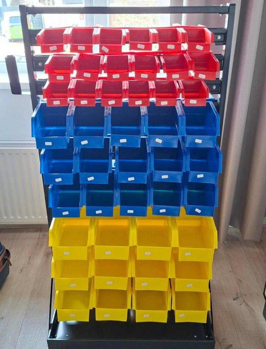 HBM Verrijdbaar opbergrek met 90 opbergbakken, Ophalen, Hbm, 100 cm of meer, 60 cm of meer
