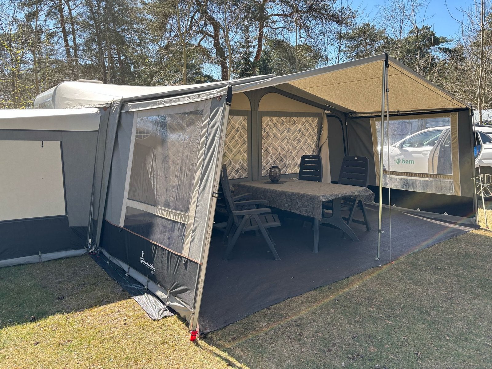 Home-Car caravan met dak airco en Isabella voortent, Home-car, Rondzit, Airco, Particulier
