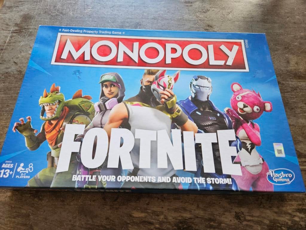 Monopoly Fortnite Editie, Vijf spelers of meer, Ophalen of Verzenden, Zo goed als nieuw, Hasbro Gaming
