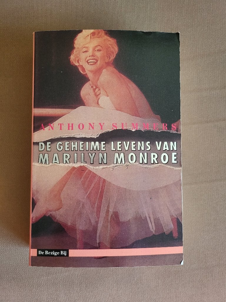 Marilyn Monroe / De Geheime Levens van Marilyn Monroe., Verzamelen, Ophalen of Verzenden, Gebruikt, Boek, Tijdschrift of Artikel