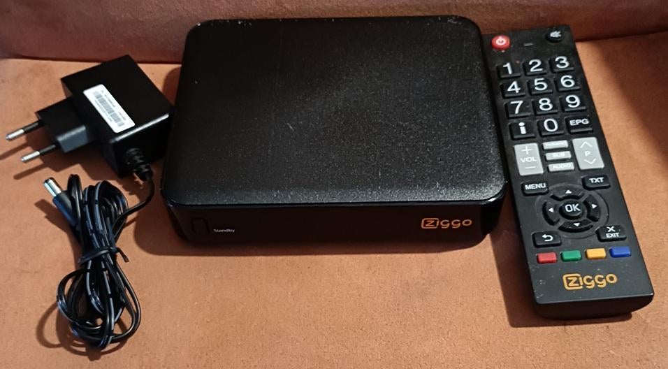 Humax Digitale Ontvanger iHRD 5500C/NL (Ziggo), Ophalen of Verzenden, Gebruikt, Decoder