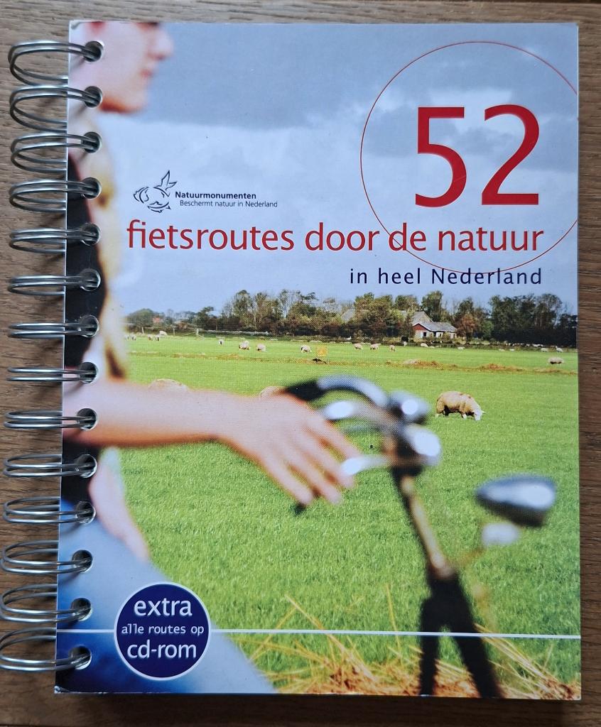 52 Fietsroutes door de Natuur + CD-Rom; In heel Nederland, Boeken, Overige merken, Fiets- of Wandelgids, Nieuw, Ophalen of Verzenden