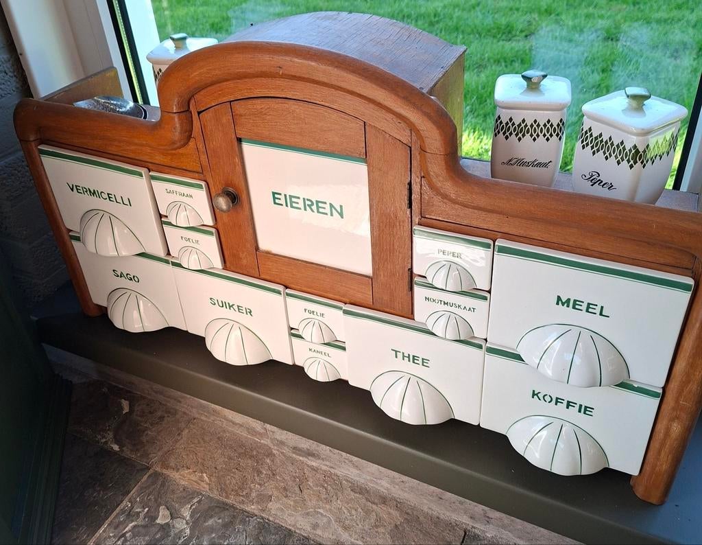 Vintage oud kruidenkastje erg decoratief in keuken, Ophalen