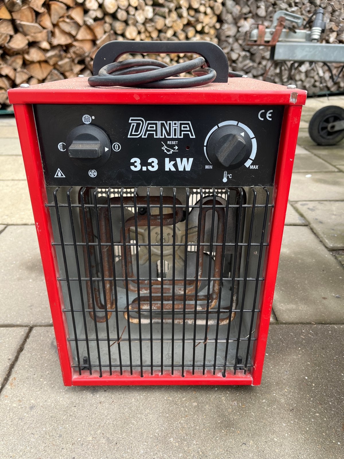 DANIA 3.3 kW Elektrische Kachel - Robuust en Krachtig, Ophalen, Gebruikt, Overige soorten, Elektrisch