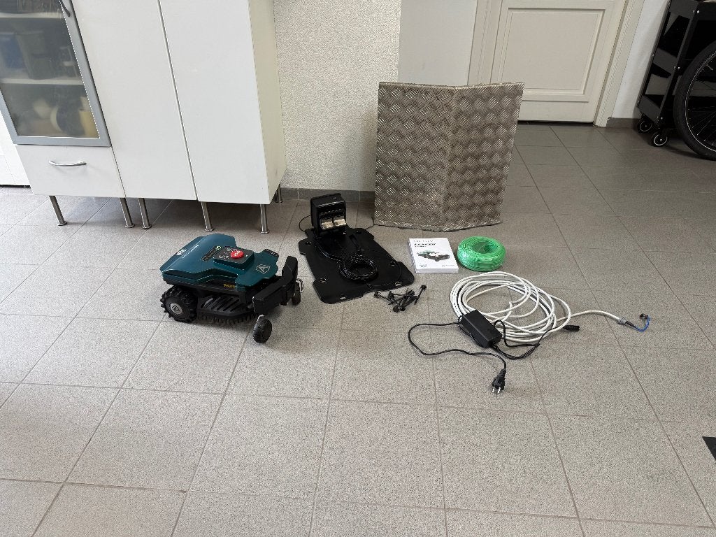 Robot maaier Ambrogio L15 zeer compleet, Tuin en Terras, Robotmaaiers, Ophalen, Bestuurbaar via app, Ambrogio, Zo goed als nieuw
