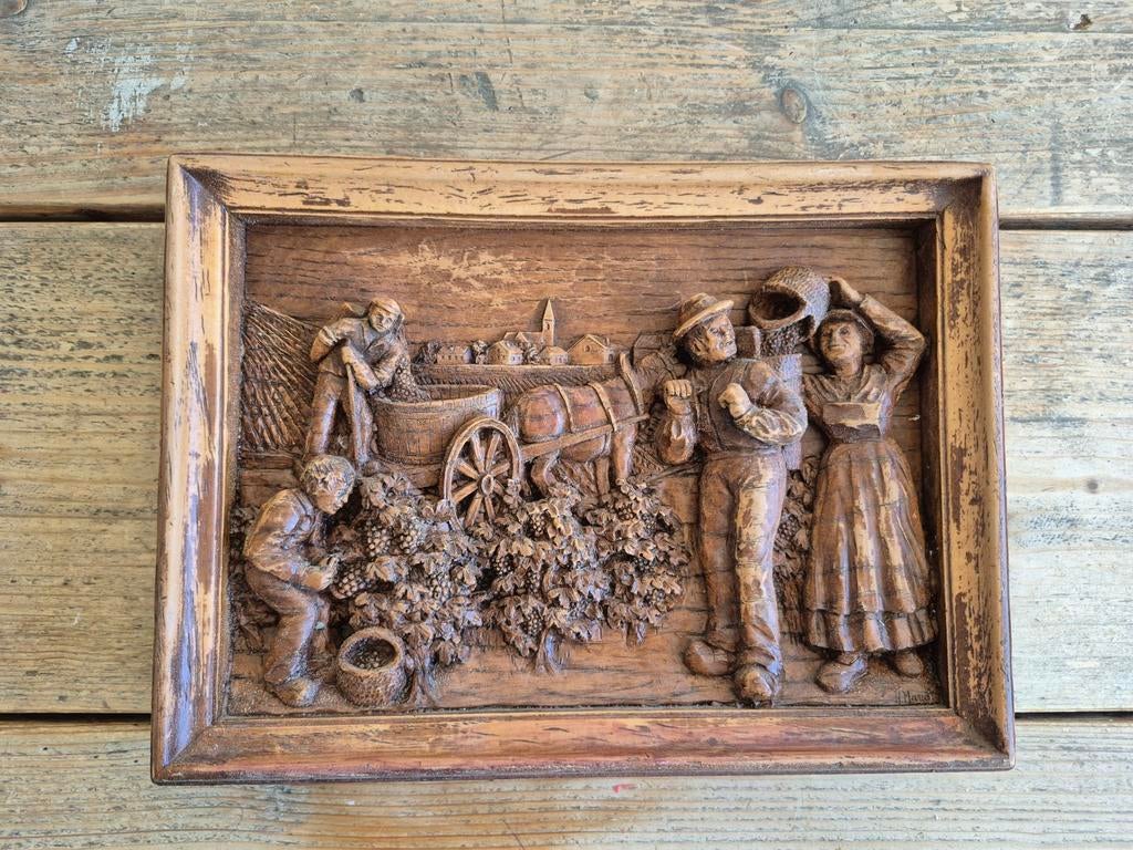 Vintage Houten Wanddecoratie: Druivenoogst Scène, Antiek en Kunst, Kunst | Beelden en Houtsnijwerken, Ophalen, Handgemaakt, Wanddecoratie
