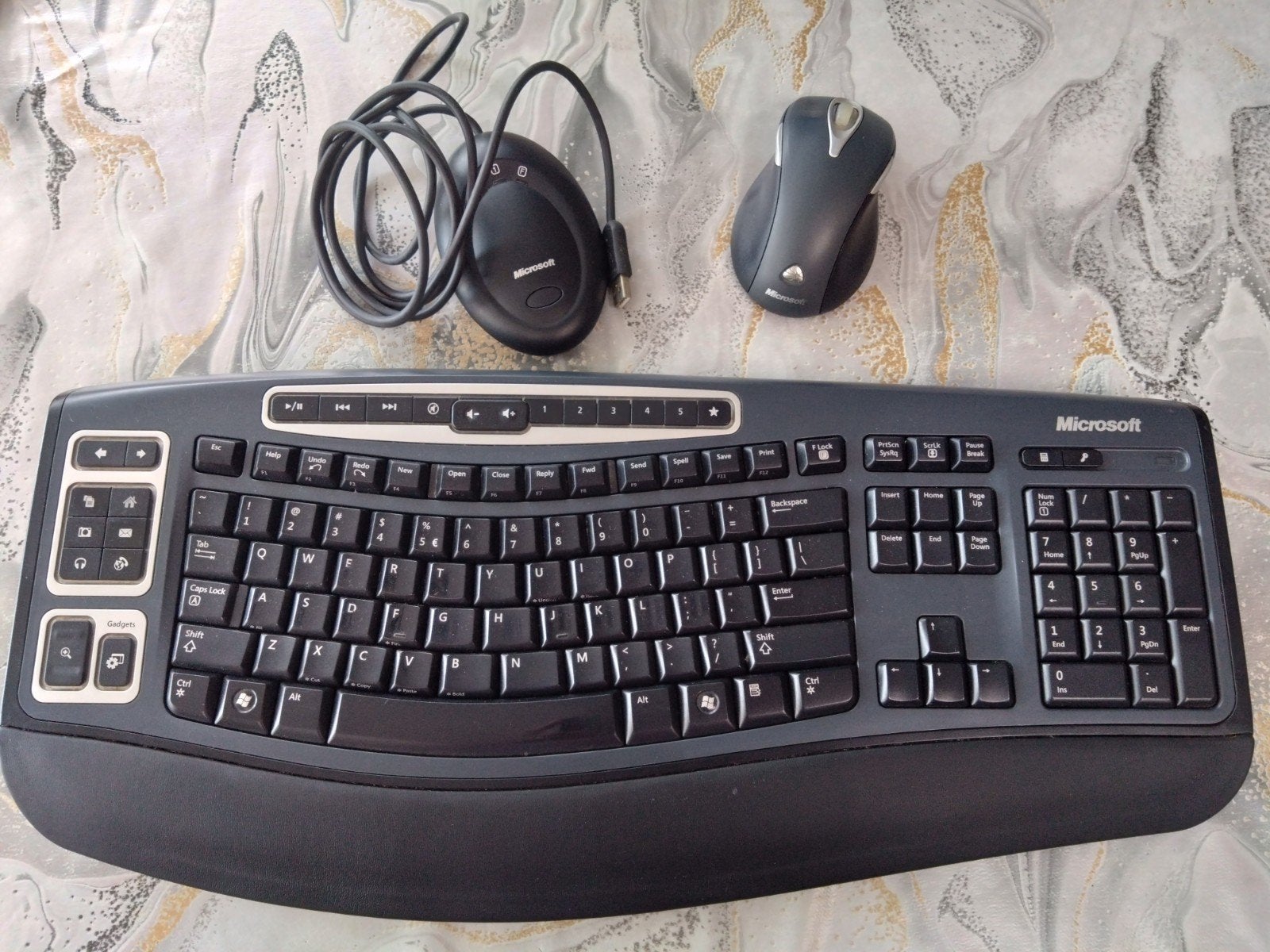 Ergonomisch Microsoft toetsenbord met muis, Computers en Software, Toetsenborden, Ophalen, Gebruikt, Toetsenbord en muis-set, Qwerty
