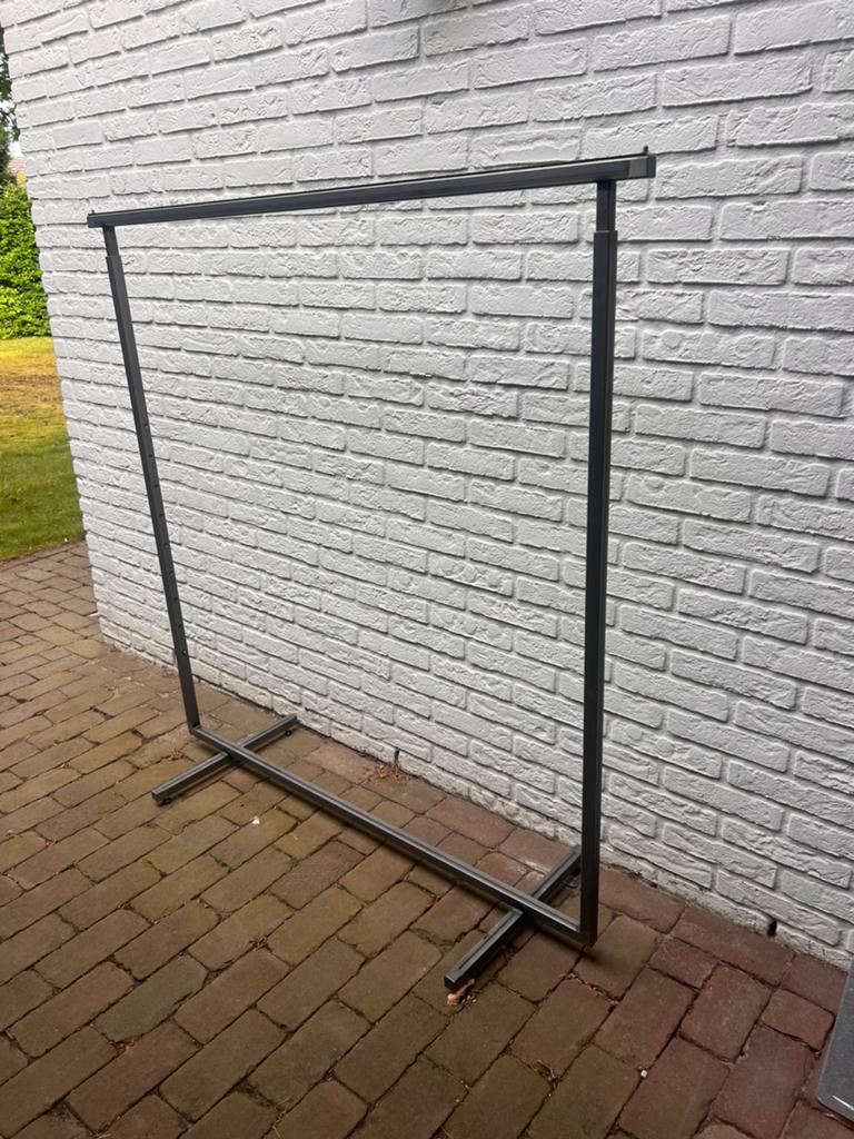 Groot stevig kledingrek, Kleding | Dames, Kledingrekken, Ophalen, Zo goed als nieuw