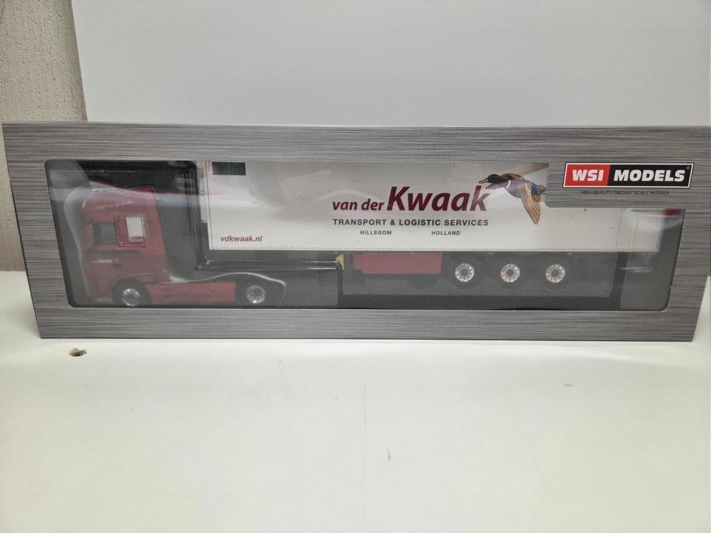 WSI DAF XF Super SSC koeloplegger van der Kwaak, Hobby en Vrije tijd, Modelauto's | 1:50, Ophalen of Verzenden, Zo goed als nieuw