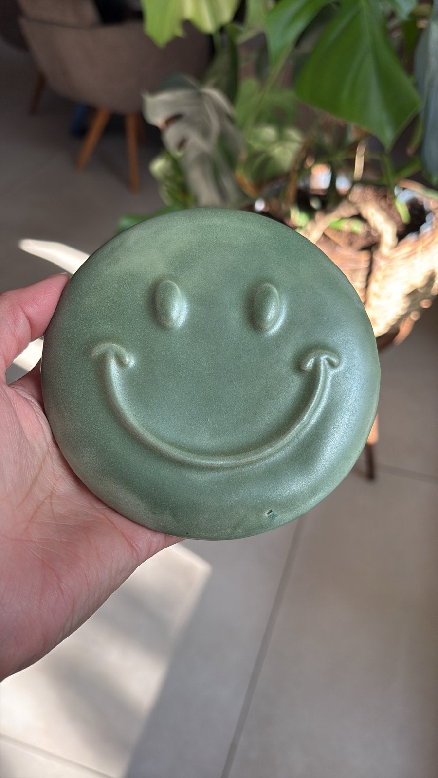 Handgemaakt Keramiek Steengoed Smiley Wanddecoratie, Antiek en Kunst, Antiek | Keramiek en Aardewerk, Ophalen