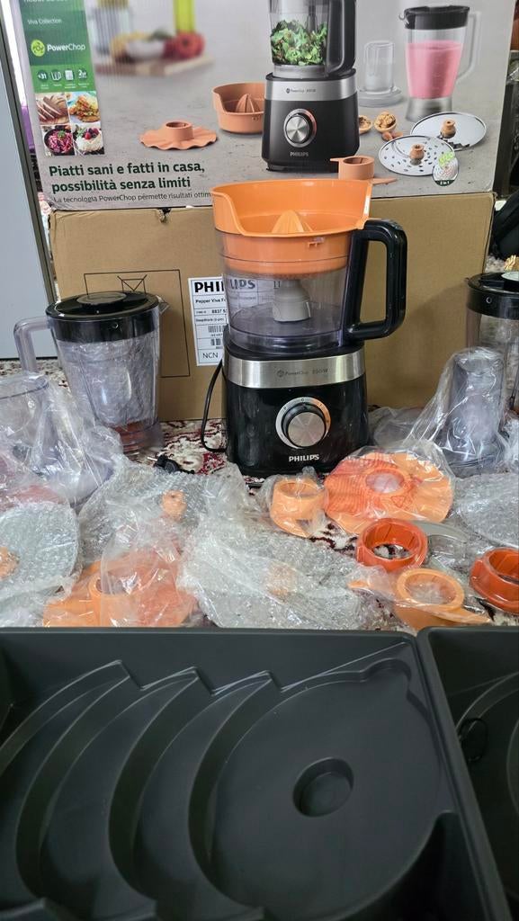 Philips Viva Collection Keukenmachine : met doos en garantie, 4 liter of meer, Ophalen of Verzenden, Zo goed als nieuw, 3 snelheden of meer