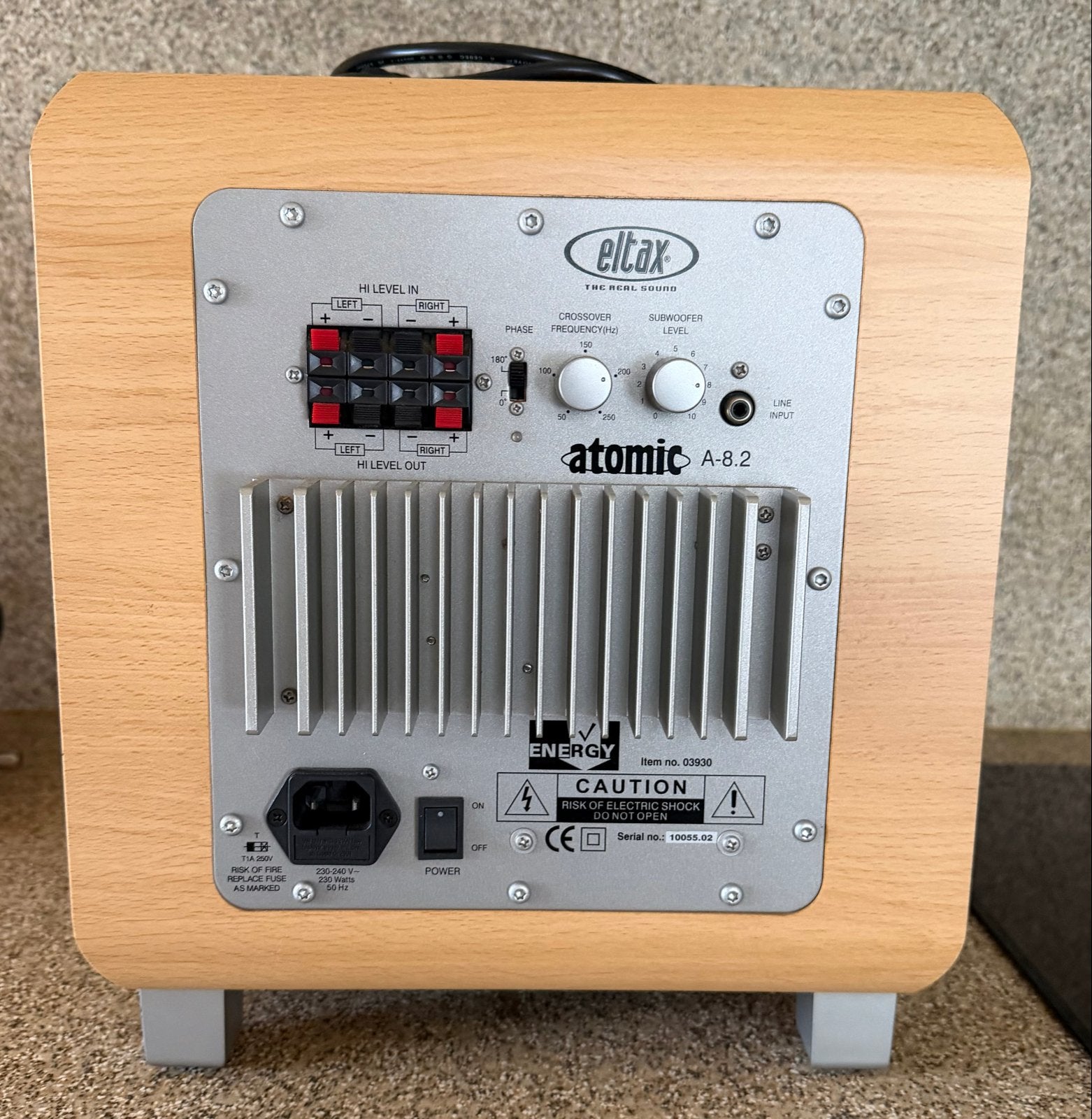 Eltax Atomic A-8.2 Subwoofer - Krachtige Bass, Subwoofer, Zo goed als nieuw, Basreflex, Ophalen