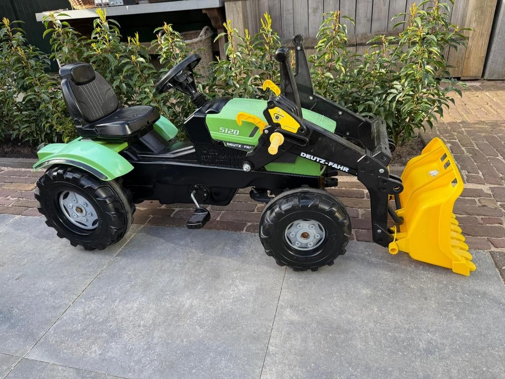 Traptractor met schep/schuifarm/ Deutz-Fahr model 5120., Ophalen, Zo goed als nieuw
