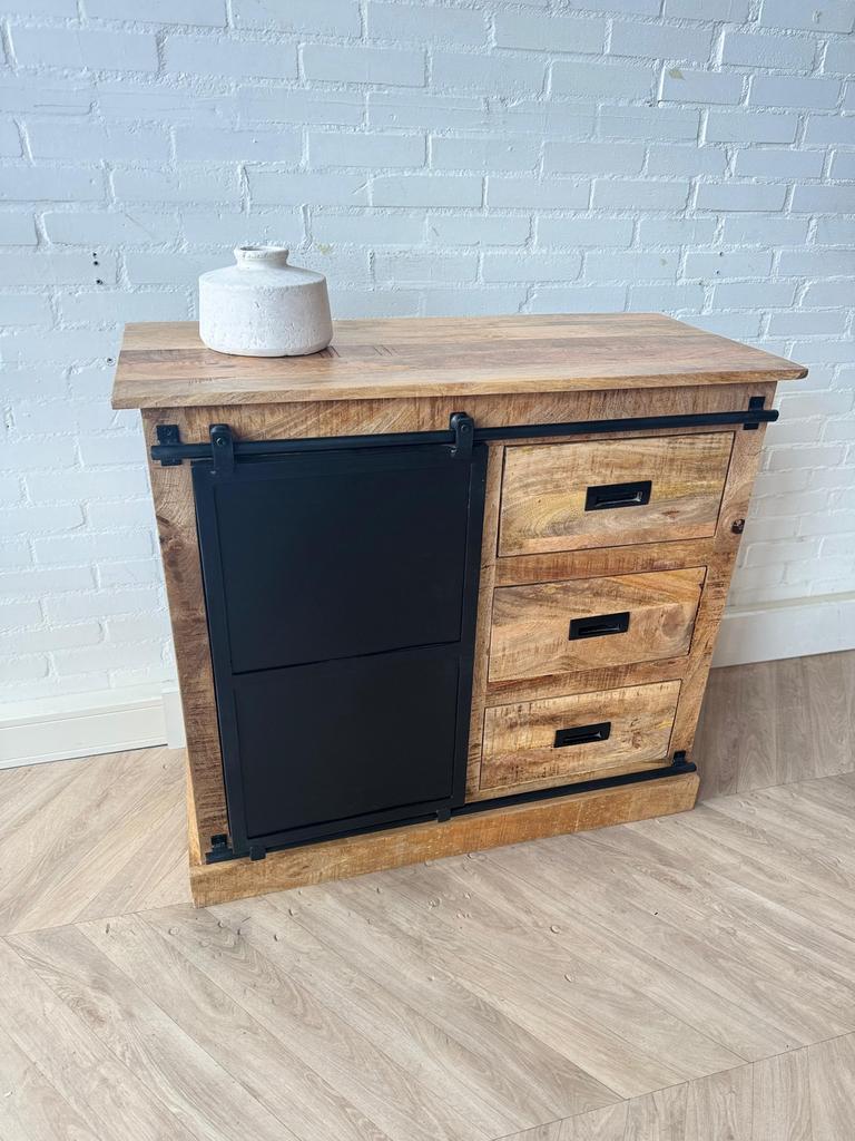 Magazijn leegverkoop dressoir Lotte mangohout metaal zwart