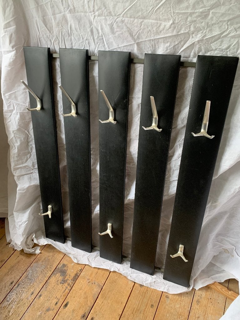 Vintage wandkapstok, Zwart Nappa  en aluminium haken, Huis en Inrichting, Woonaccessoires | Kapstokken, Gebruikt, 100 tot 150 cm