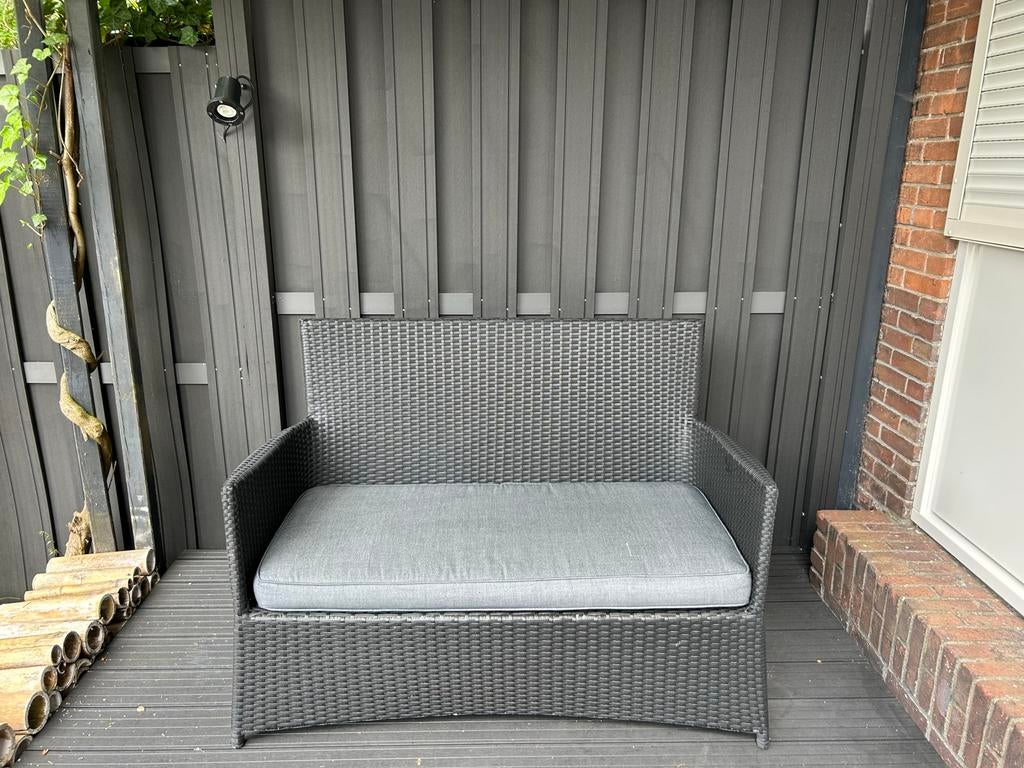 Donkergrijze Wicker Tuinbank met Kussen - Prima Staat, Ophalen, Zo goed als nieuw, Wicker