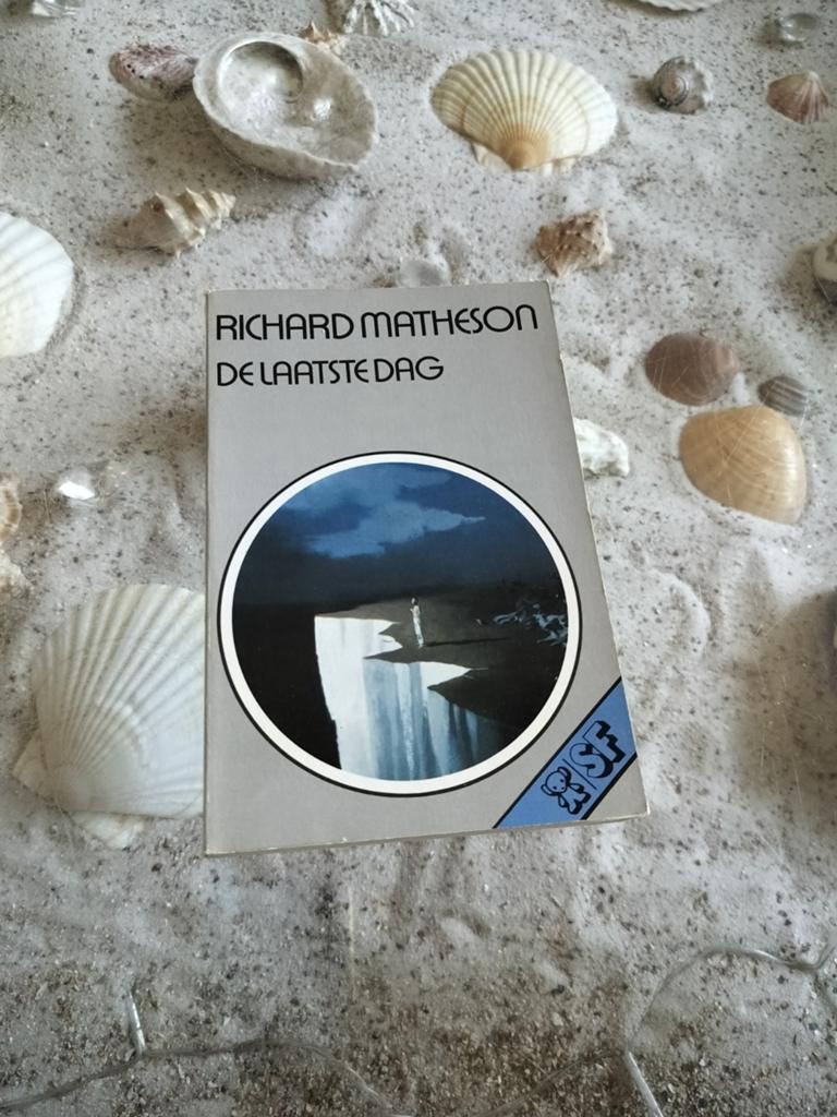 Richard Matheson - Laatste dag - Bruna SF 86, Boeken, Science fiction, Ophalen of Verzenden, Gelezen
