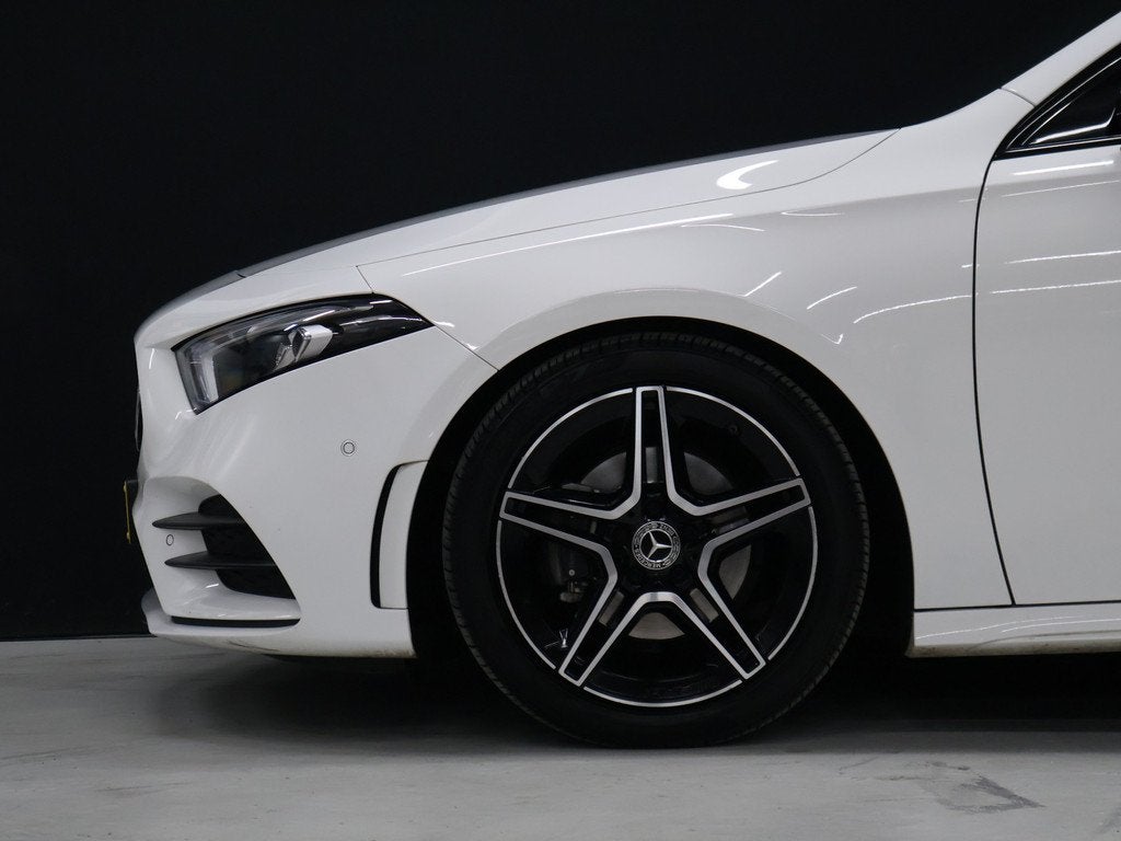 Mercedes-Benz A-Klasse 200 Advantage AMG [SCHUIFDAK, CAMERA,, Automatische klimaatregeling, Gebruikt, 4 cilinders, Wit