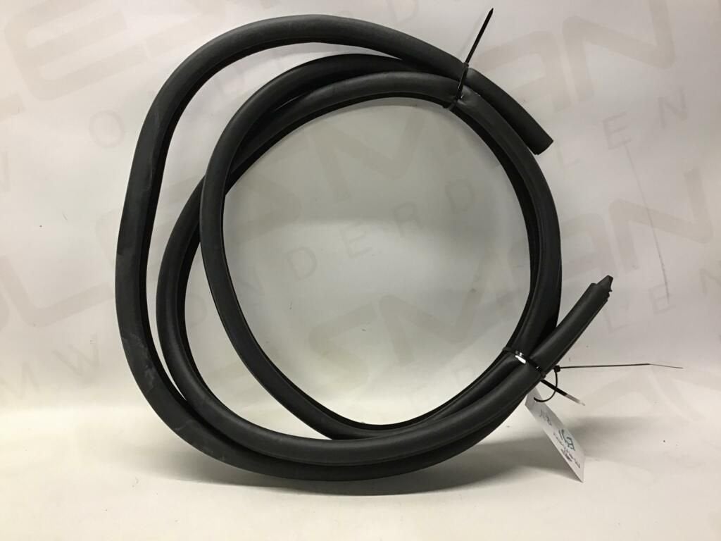 Deurrubber rechtsvoor BMW 3-serie Touring E91 ('05-'08), Auto-onderdelen, Carrosserie en Plaatwerk, Gebruikt, Ophalen of Verzenden