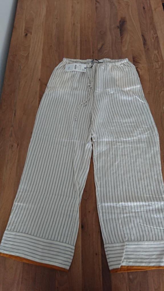 Nieuwe Zara dames broek maat M - gestreept, Maat 38/40 (M), Nieuw, Ophalen of Verzenden, Wit